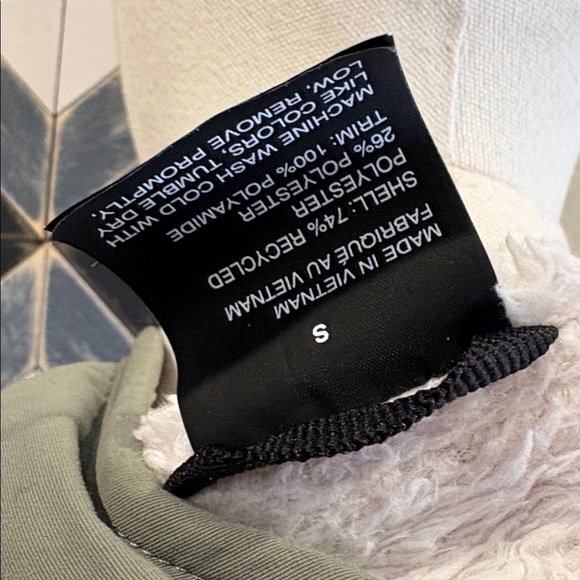 Vuori Women’s Cozy Sherpa Popover size Small - Picture 7 of 9